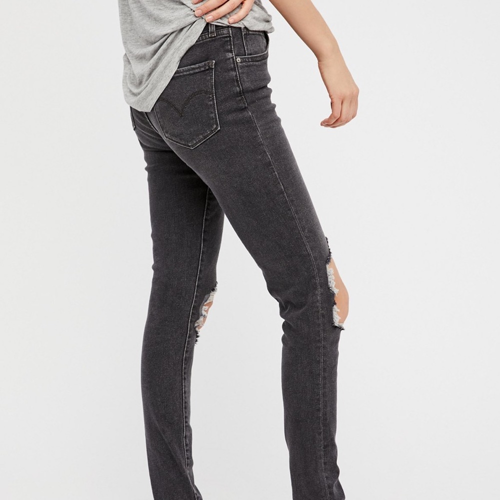 NWT Levi’s 721 High Rise Skinny Jeans - Picture 3 of 4